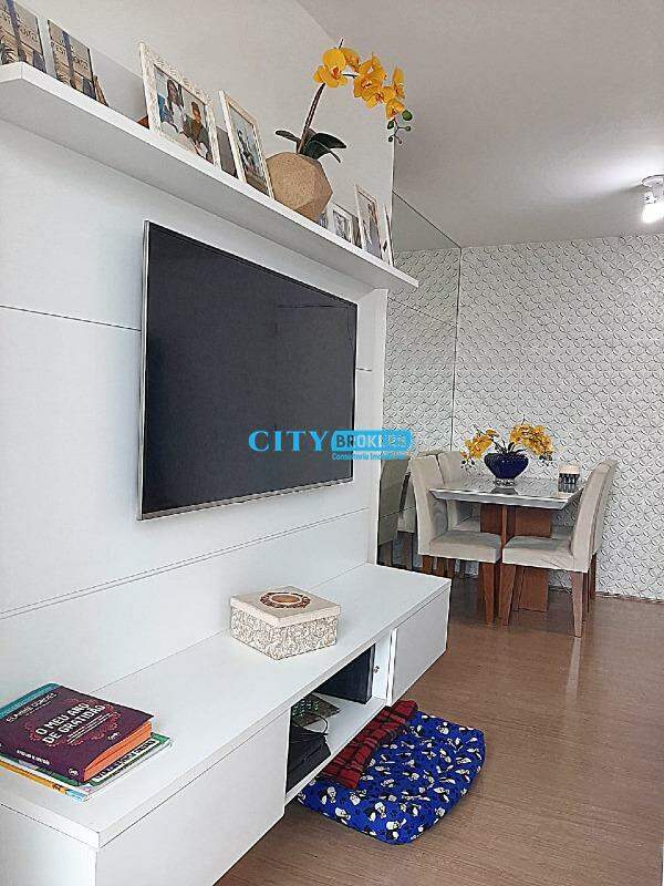 Apartamento à venda com 2 quartos, 58m² - Foto 3