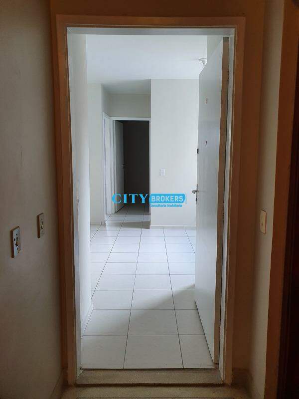 Apartamento à venda com 1 quarto, 37m² - Foto 11