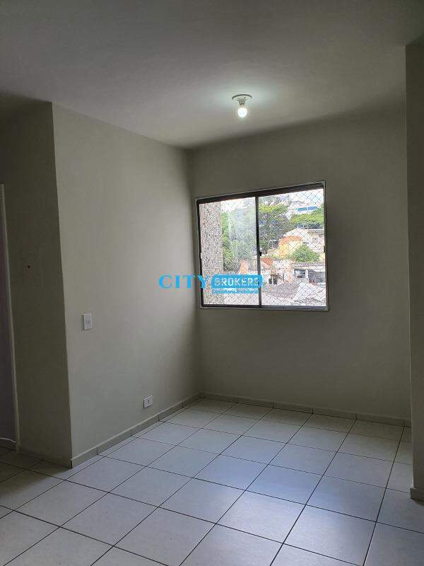 Apartamento à venda com 1 quarto, 37m² - Foto 2