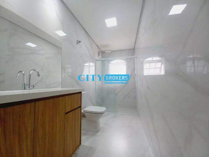 Sobrado à venda com 3 quartos, 212m² - Foto 18