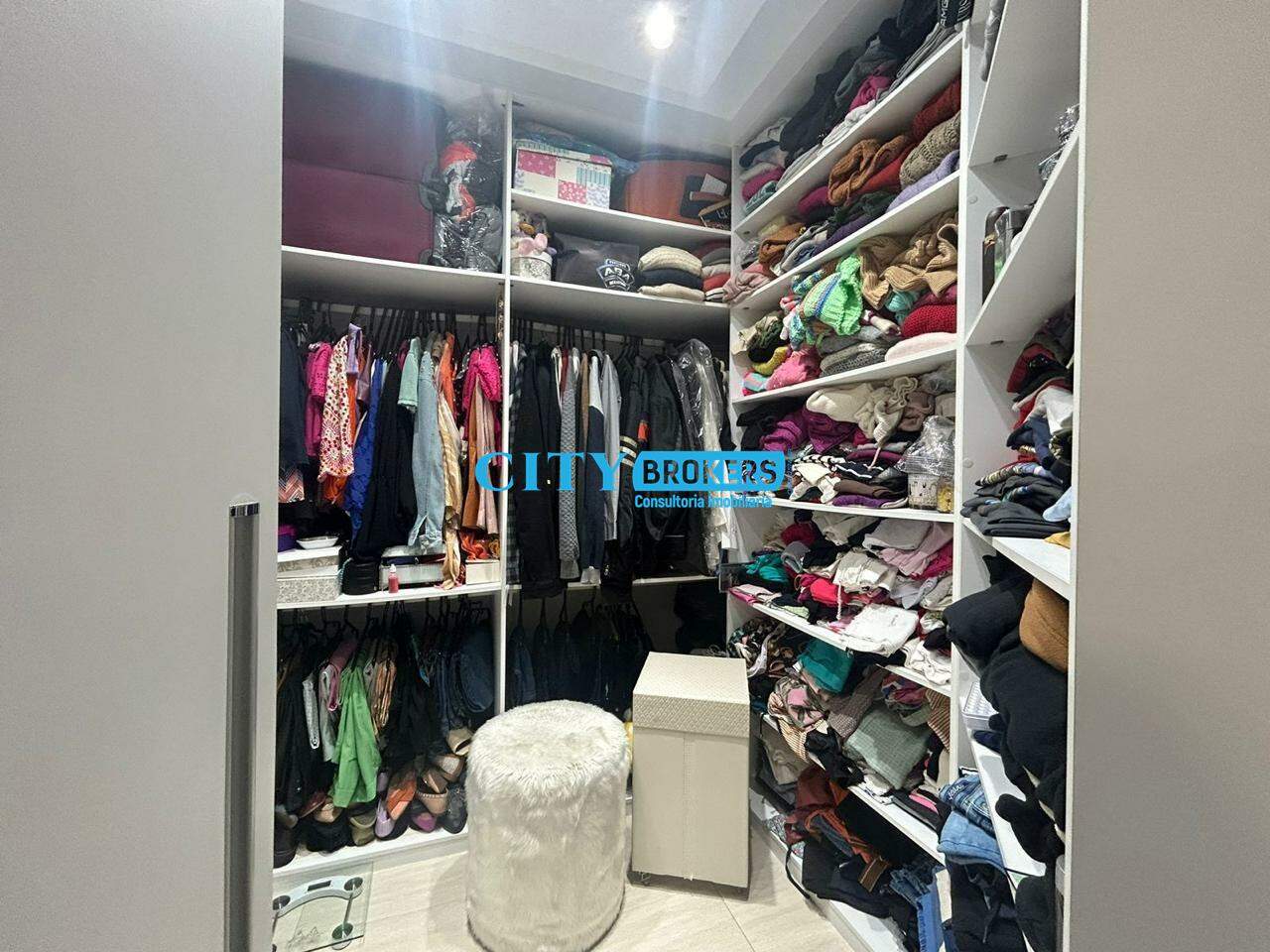 Apartamento à venda com 3 quartos, 61m² - Foto 17