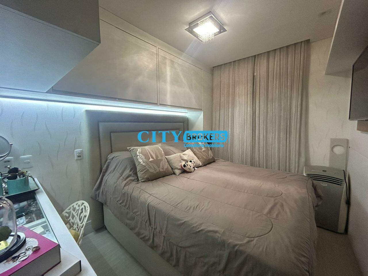 Apartamento à venda com 3 quartos, 61m² - Foto 26