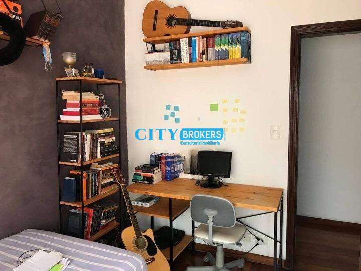 Casa à venda com 3 quartos, 290m² - Foto 6