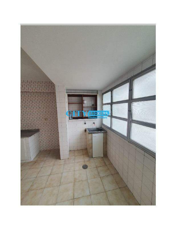 Apartamento à venda com 2 quartos, 67m² - Foto 5