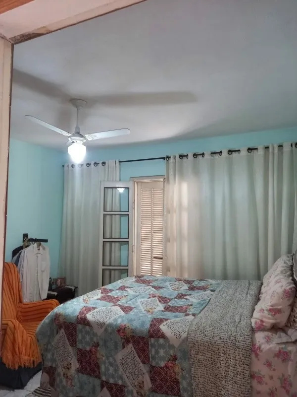 Sobrado à venda com 2 quartos, 180m² - Foto 1