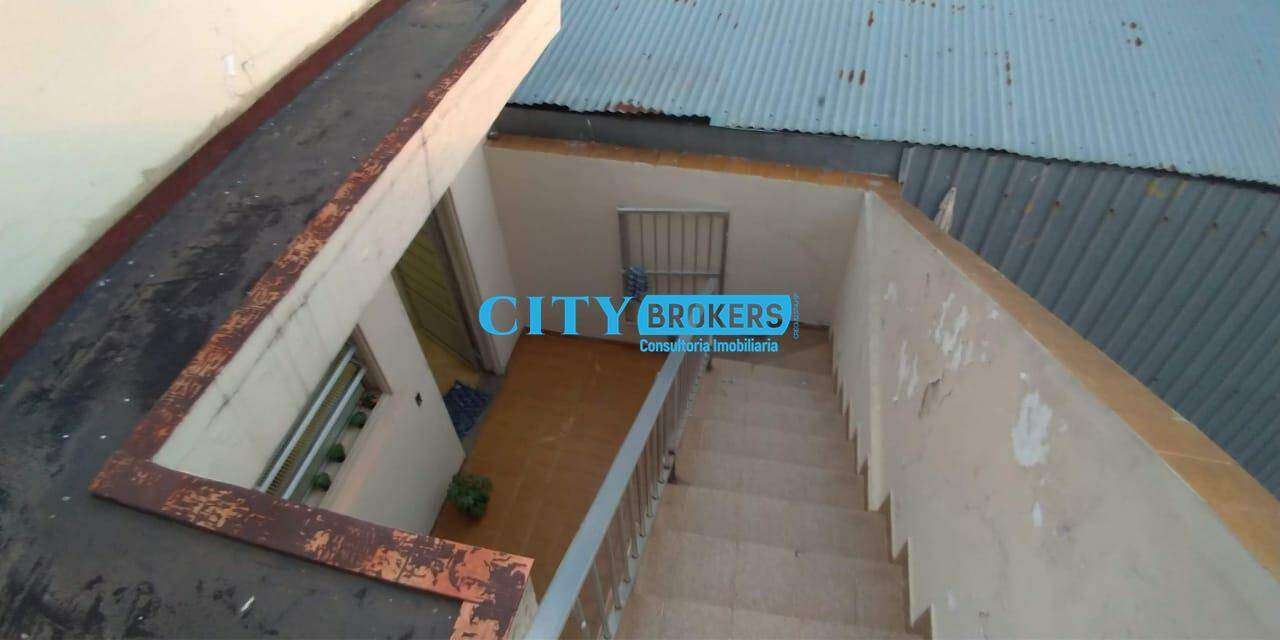 Sobrado à venda com 4 quartos, 250m² - Foto 16