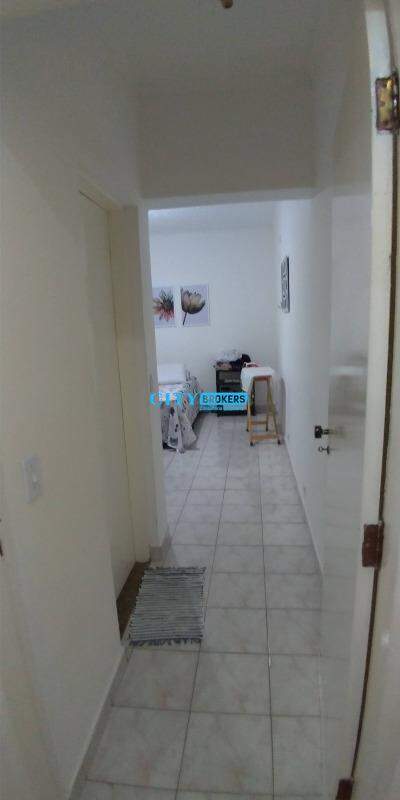 Sobrado à venda com 4 quartos, 250m² - Foto 2