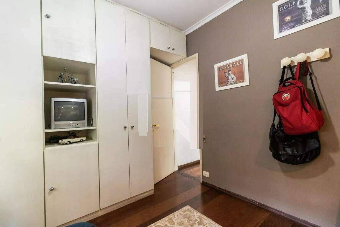 Casa de Condomínio para alugar com 3 quartos, 260m² - Foto 10