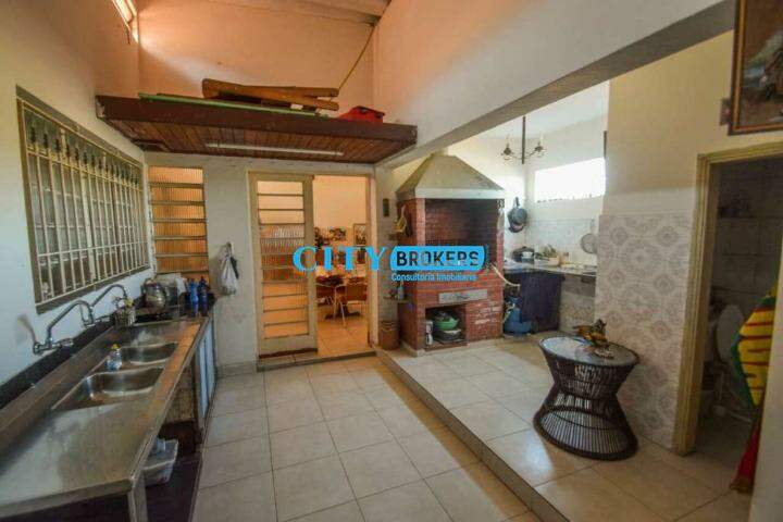 Casa à venda com 3 quartos, 180m² - Foto 20