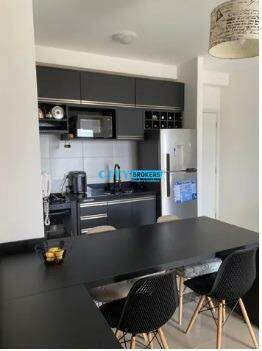 Apartamento à venda com 2 quartos, 60m² - Foto 7