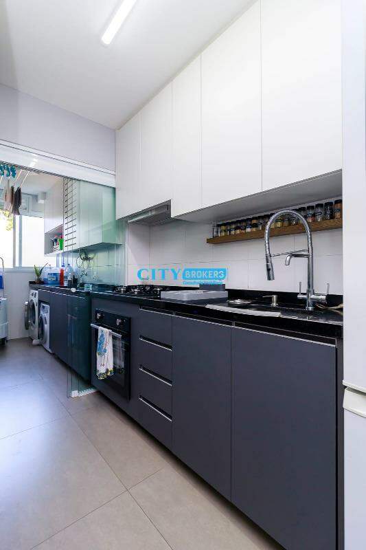 Apartamento à venda com 2 quartos, 66m² - Foto 10