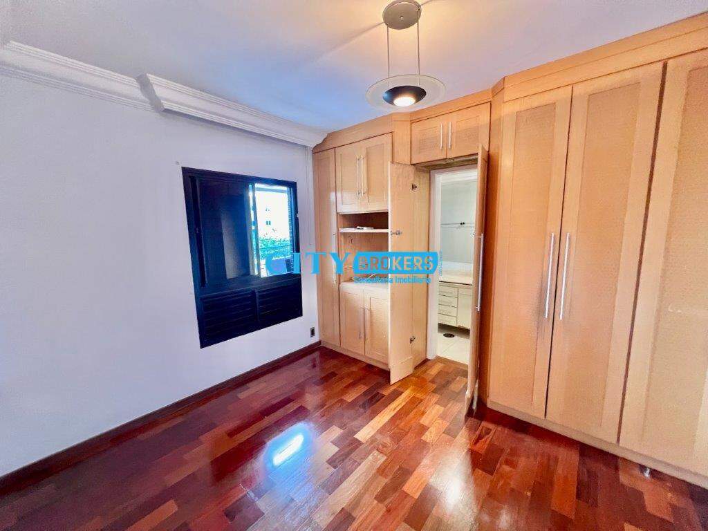 Apartamento à venda com 3 quartos, 104m² - Foto 19