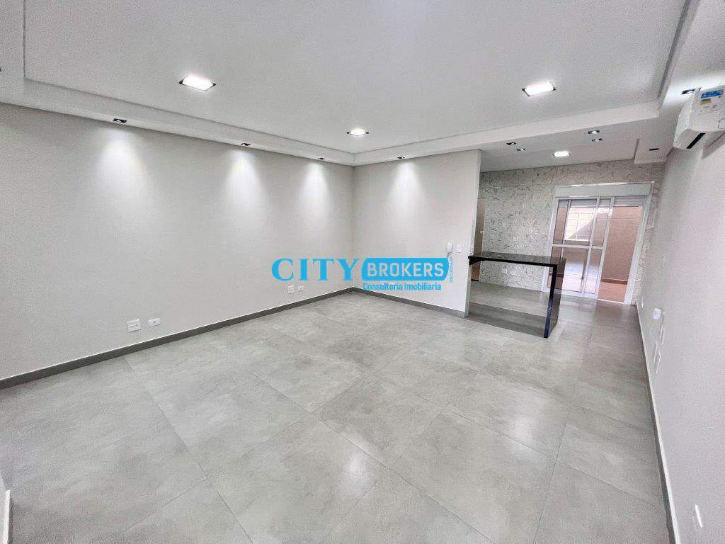 Sobrado à venda com 3 quartos, 170m² - Foto 2