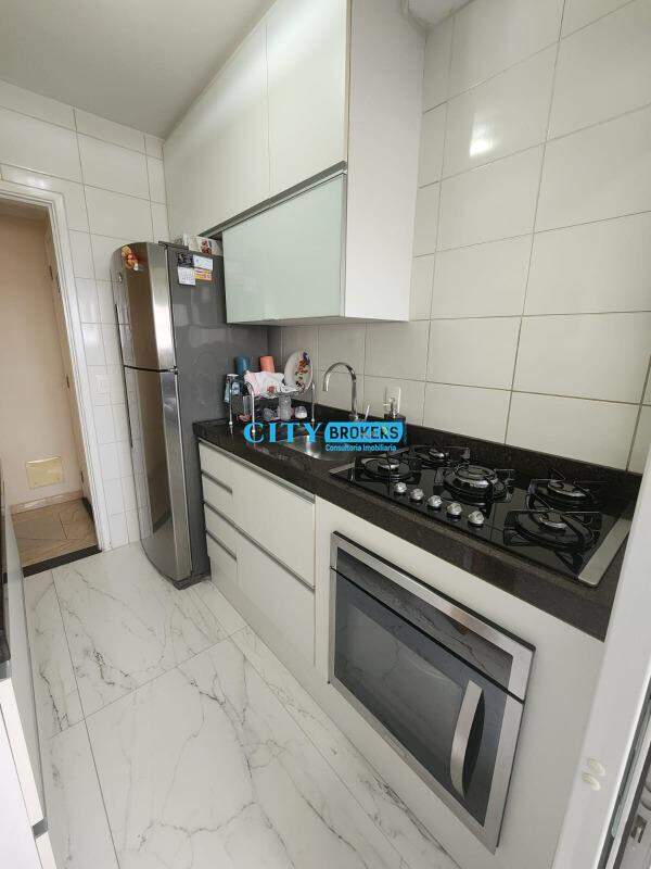 Apartamento à venda com 2 quartos, 77m² - Foto 11