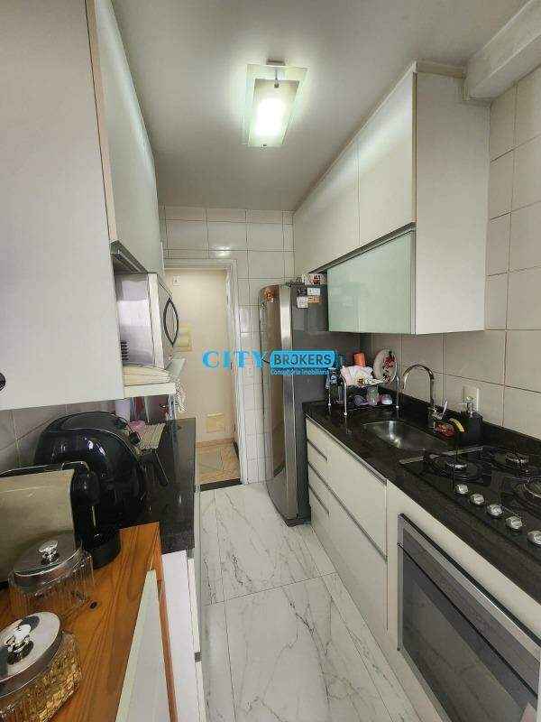 Apartamento à venda com 2 quartos, 77m² - Foto 12