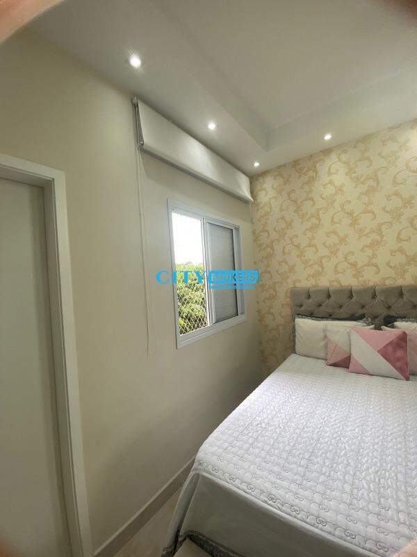 Apartamento à venda com 2 quartos, 62m² - Foto 10