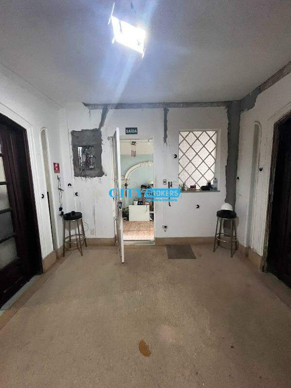 Casa à venda com 4 quartos, 400m² - Foto 17