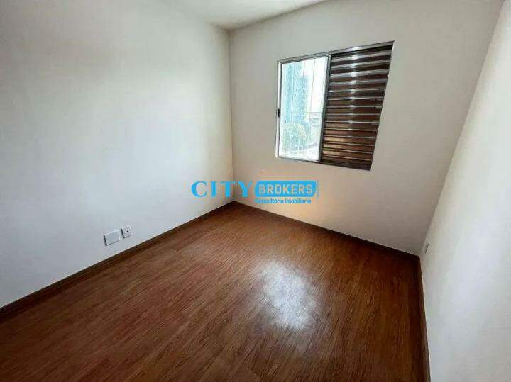 Apartamento à venda com 2 quartos, 62m² - Foto 8