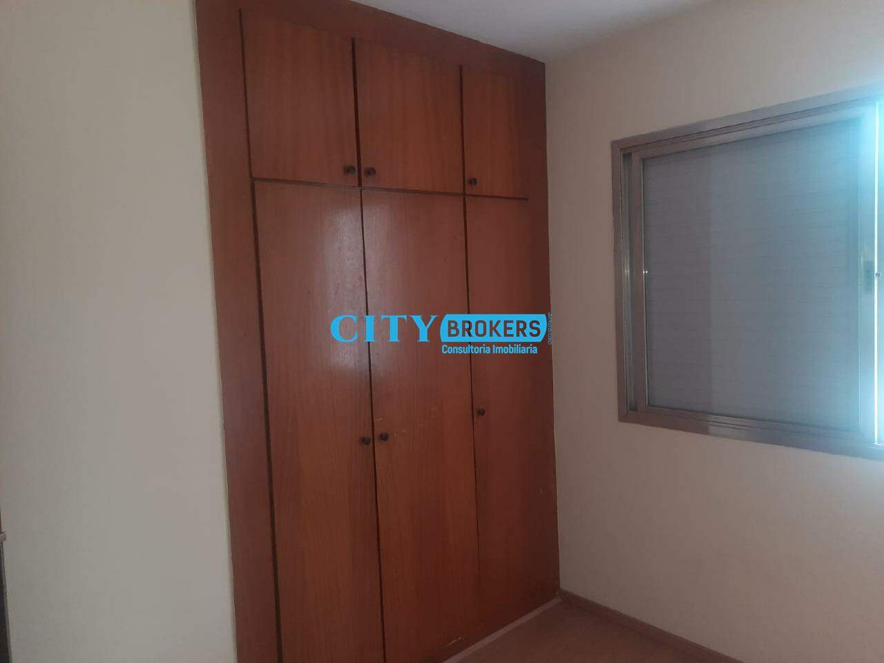 Apartamento para alugar com 3 quartos, 110m² - Foto 13