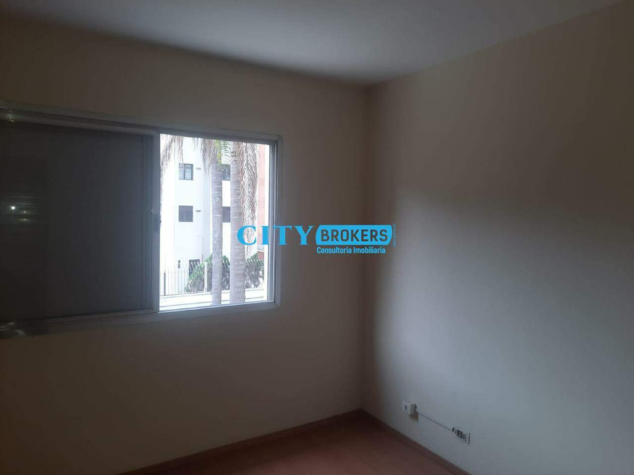 Apartamento para alugar com 3 quartos, 110m² - Foto 18