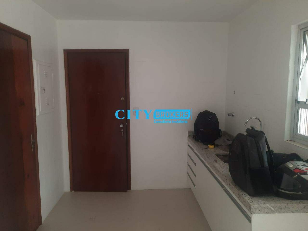 Apartamento para alugar com 3 quartos, 110m² - Foto 24