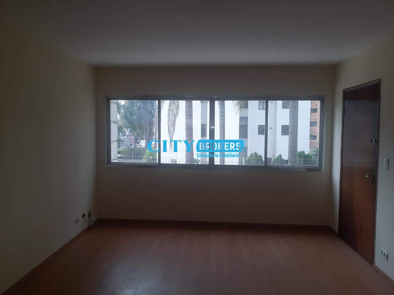 Apartamento para alugar com 3 quartos, 110m² - Foto 17