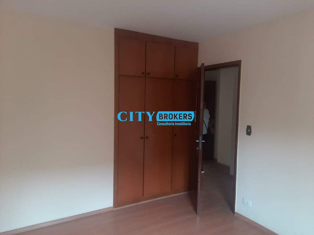 Apartamento para alugar com 3 quartos, 110m² - Foto 19