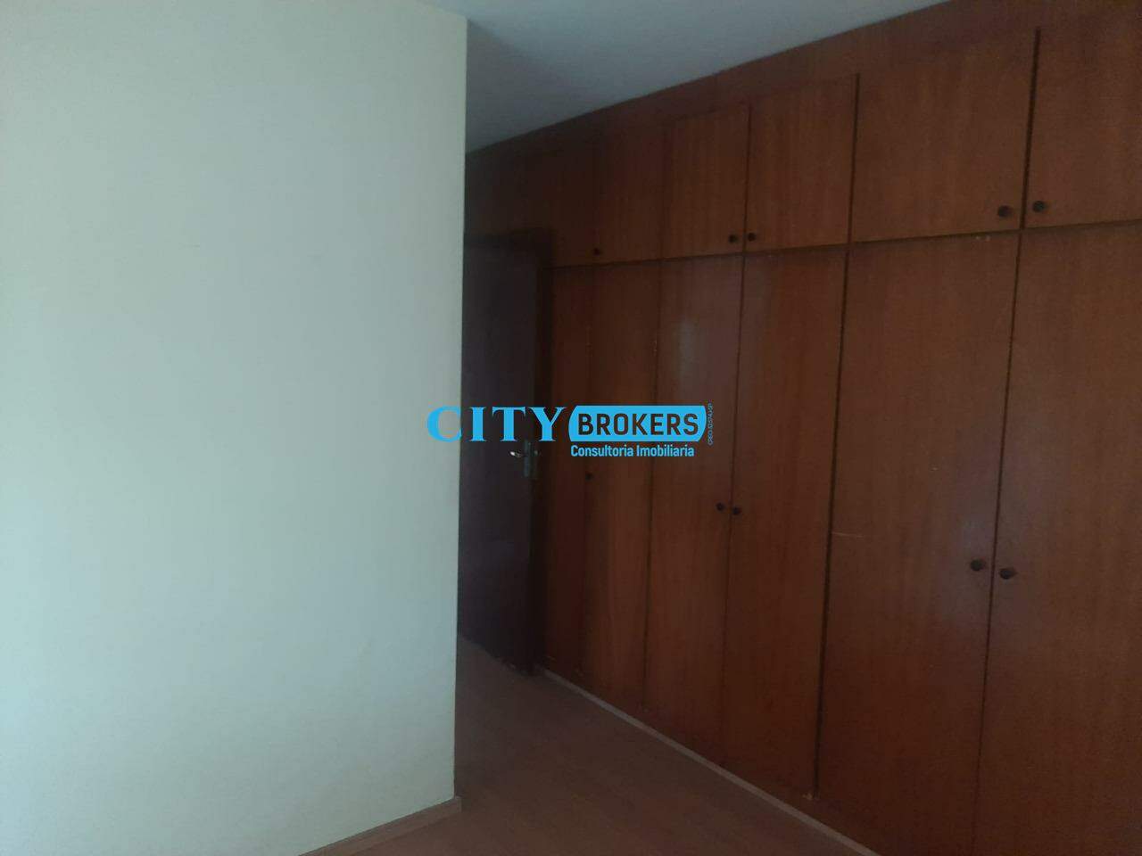 Apartamento para alugar com 3 quartos, 110m² - Foto 22