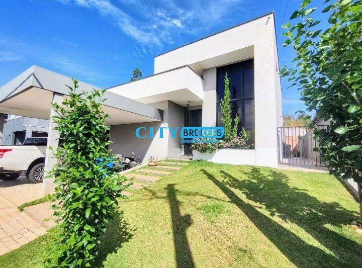 Casa de Condomínio à venda com 3 quartos, 207m² - Foto 1