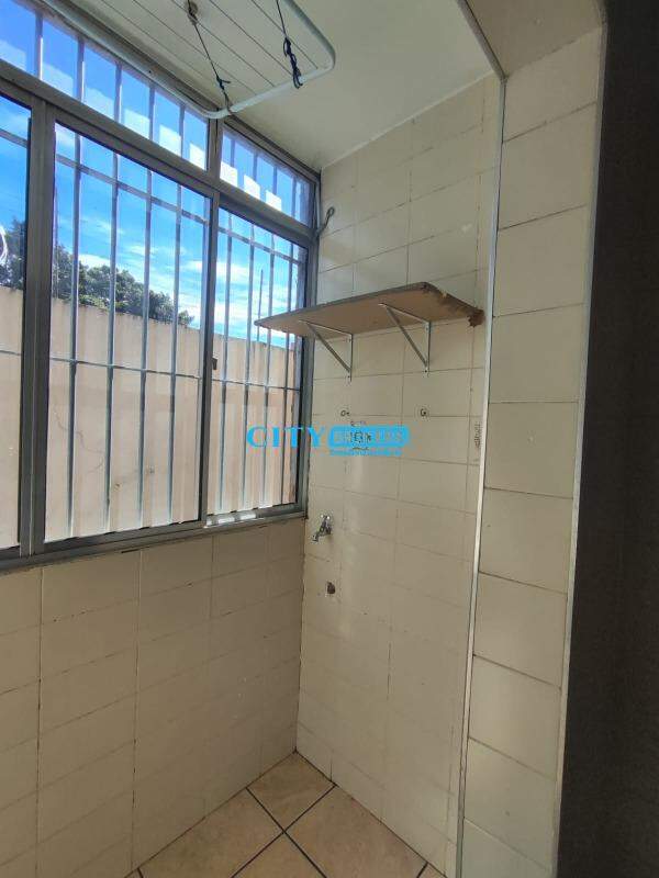 Apartamento para alugar com 2 quartos, 53m² - Foto 11