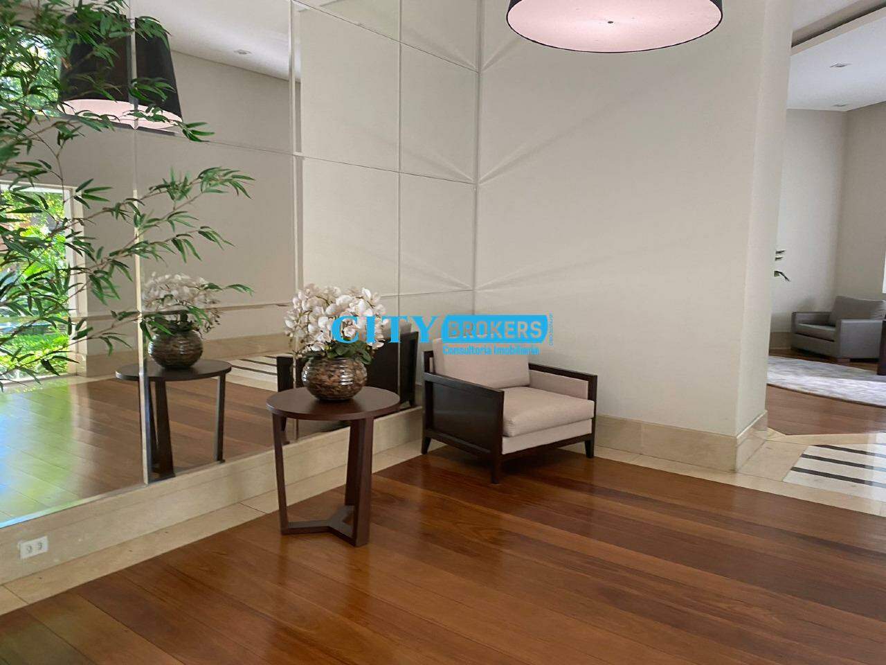 Apartamento à venda com 4 quartos, 209m² - Foto 16