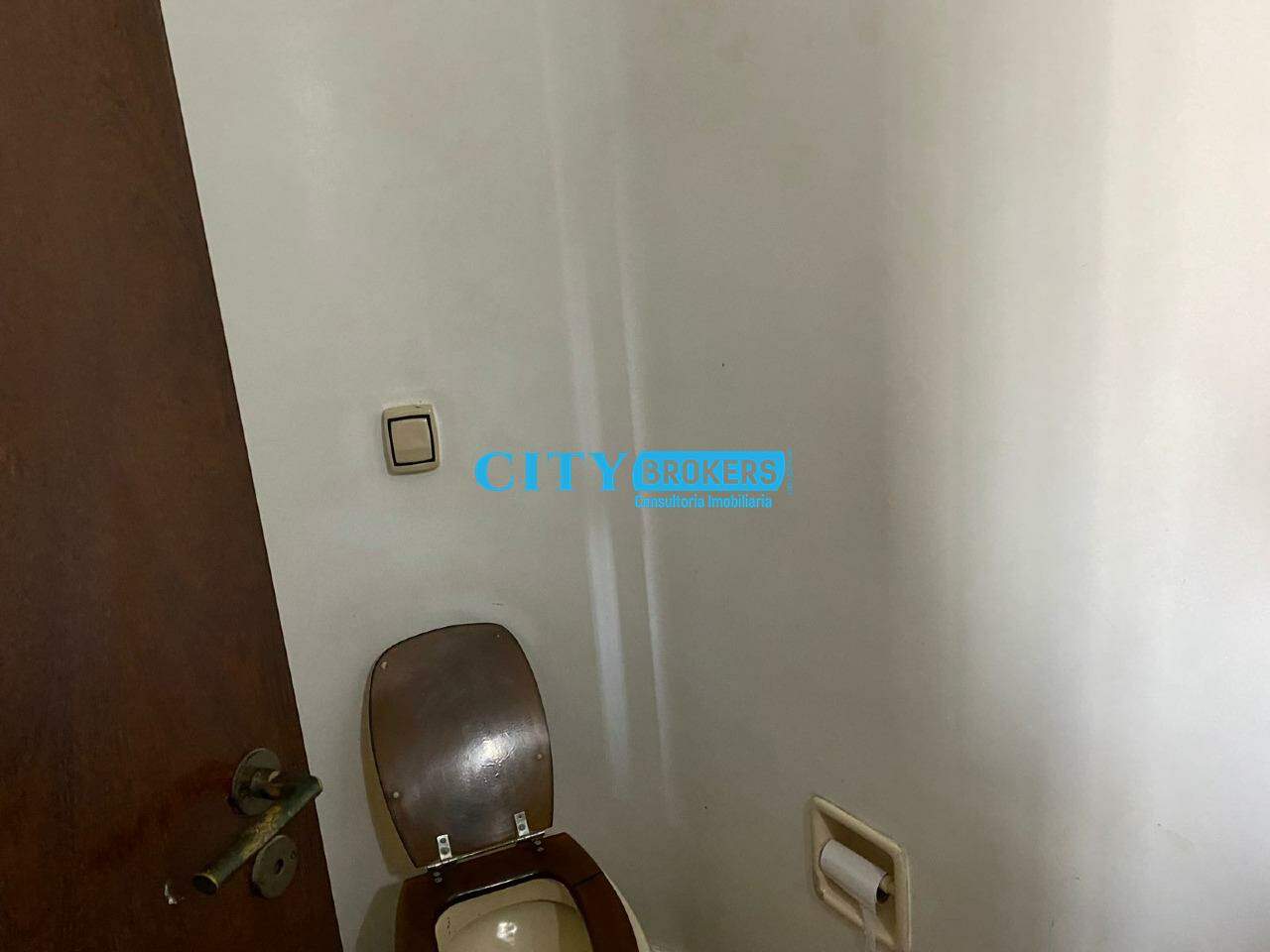 Apartamento à venda com 4 quartos, 209m² - Foto 9