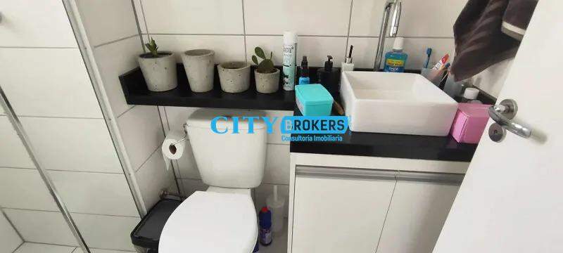 Apartamento à venda com 2 quartos, 41m² - Foto 15