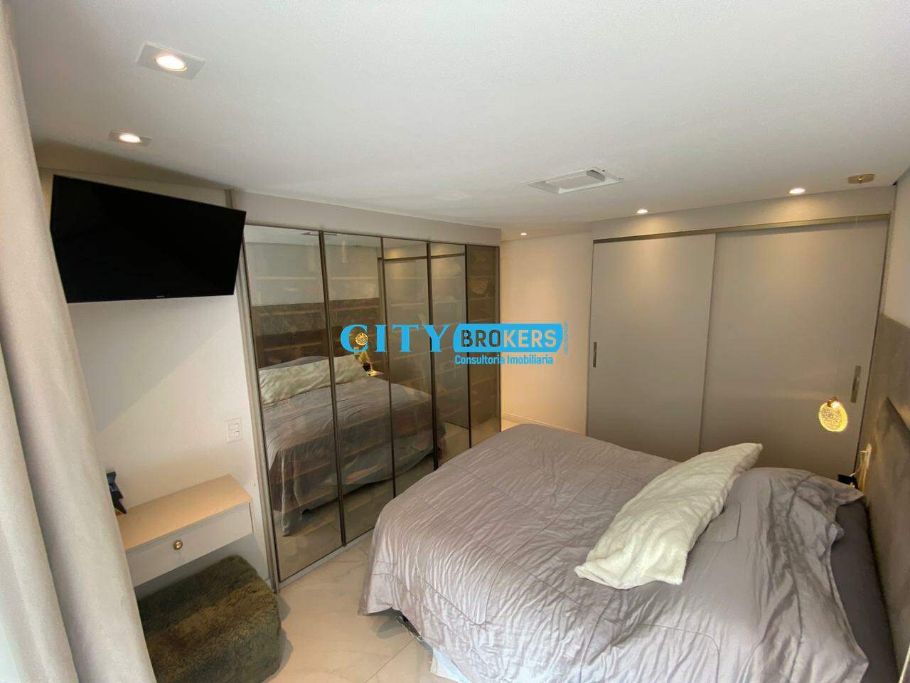 Apartamento à venda com 3 quartos, 140m² - Foto 29