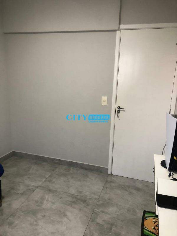 Apartamento à venda com 4 quartos, 155m² - Foto 17