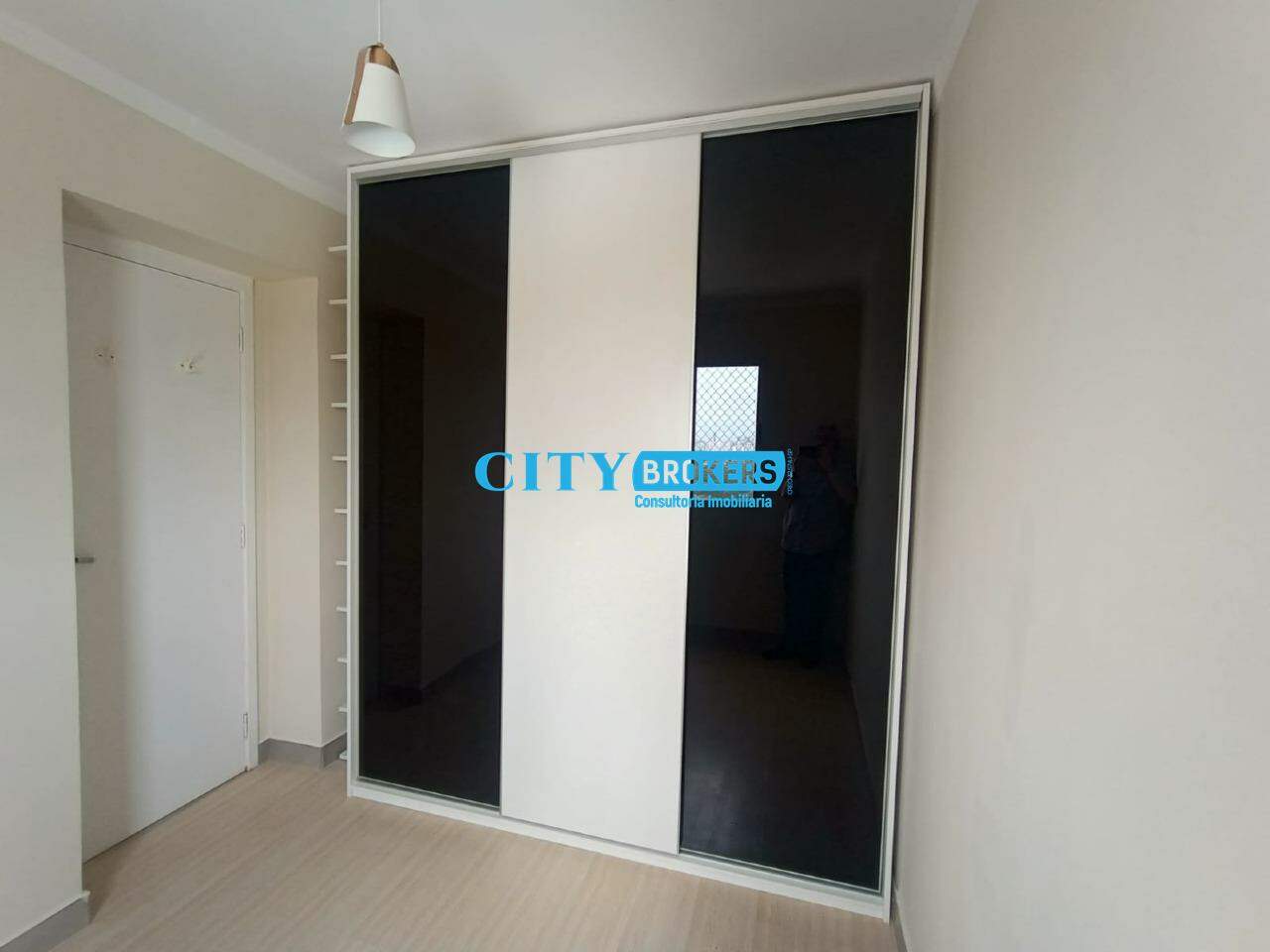 Apartamento à venda com 2 quartos, 45m² - Foto 12