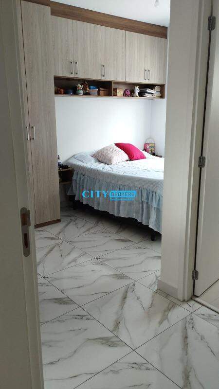 Apartamento à venda com 3 quartos, 83m² - Foto 17