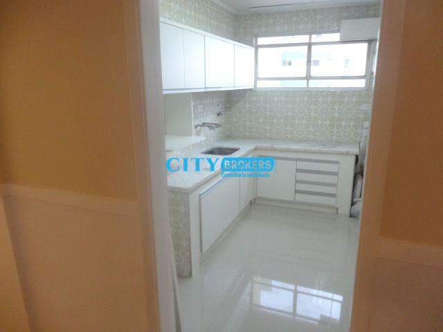 Apartamento para alugar com 3 quartos, 132m² - Foto 5