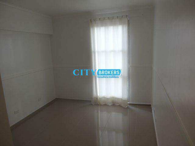 Apartamento para alugar com 3 quartos, 132m² - Foto 13