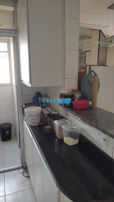 Apartamento à venda com 2 quartos, 50m² - Foto 8