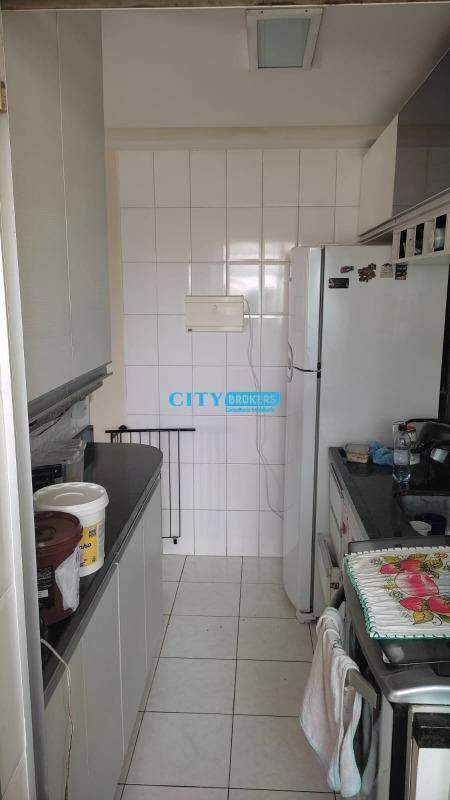 Apartamento à venda com 2 quartos, 50m² - Foto 13