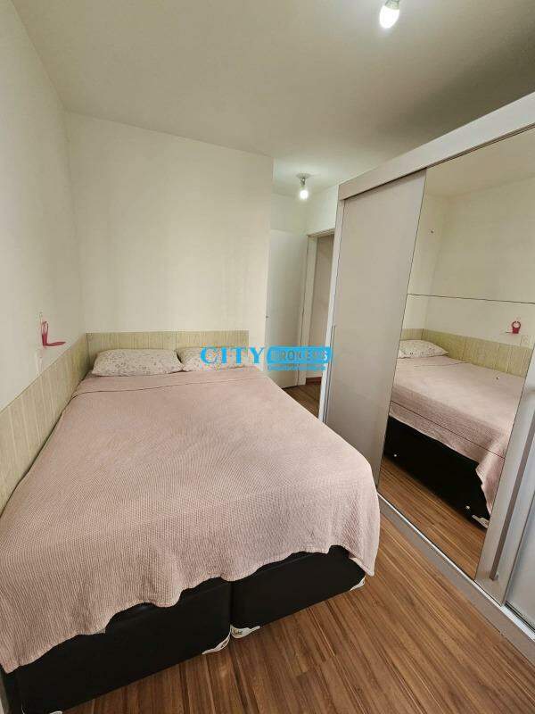 Apartamento à venda com 2 quartos, 55m² - Foto 12