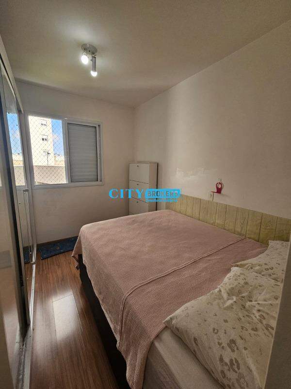 Apartamento à venda com 2 quartos, 55m² - Foto 13