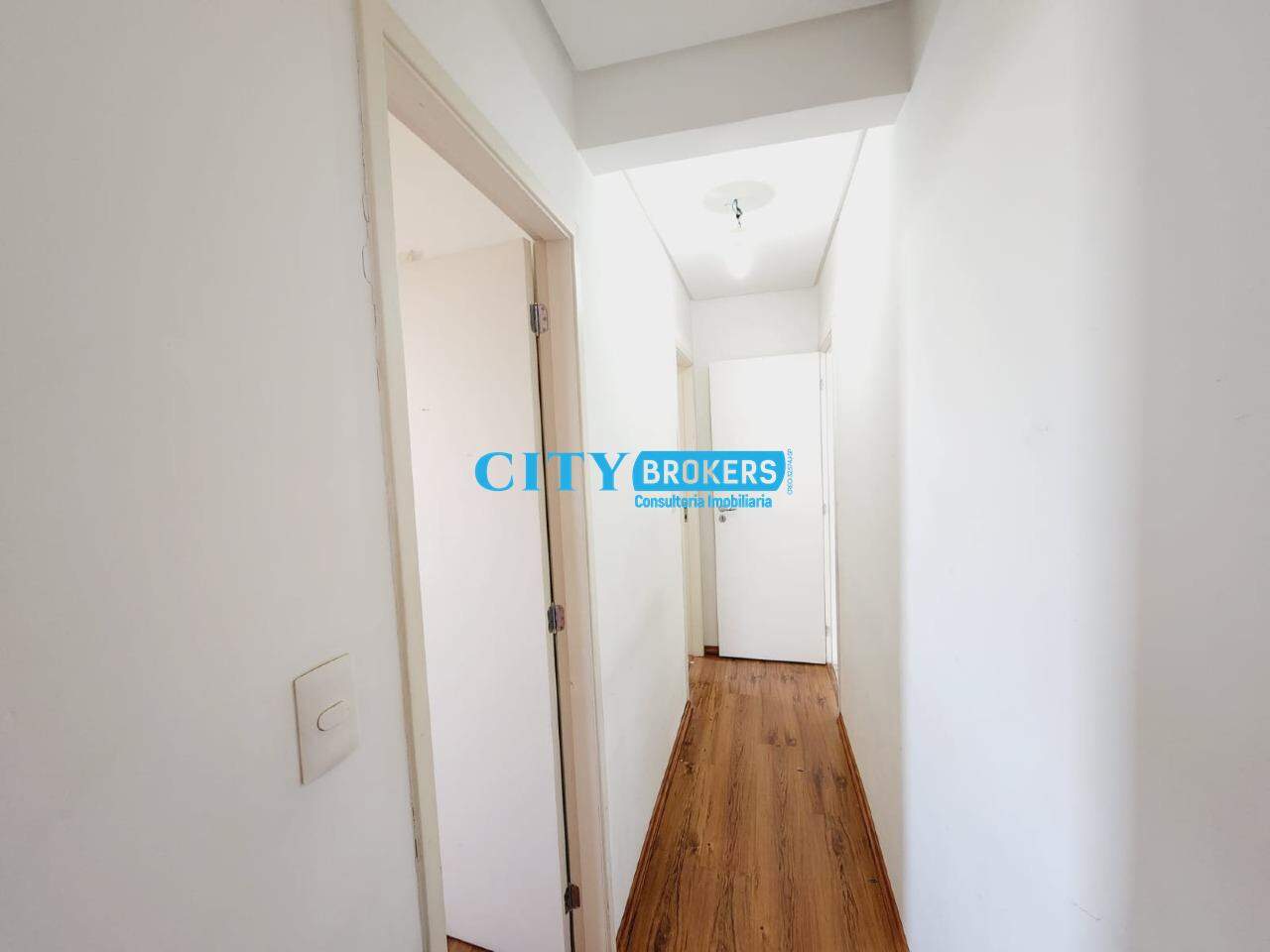 Apartamento à venda com 3 quartos, 77m² - Foto 9