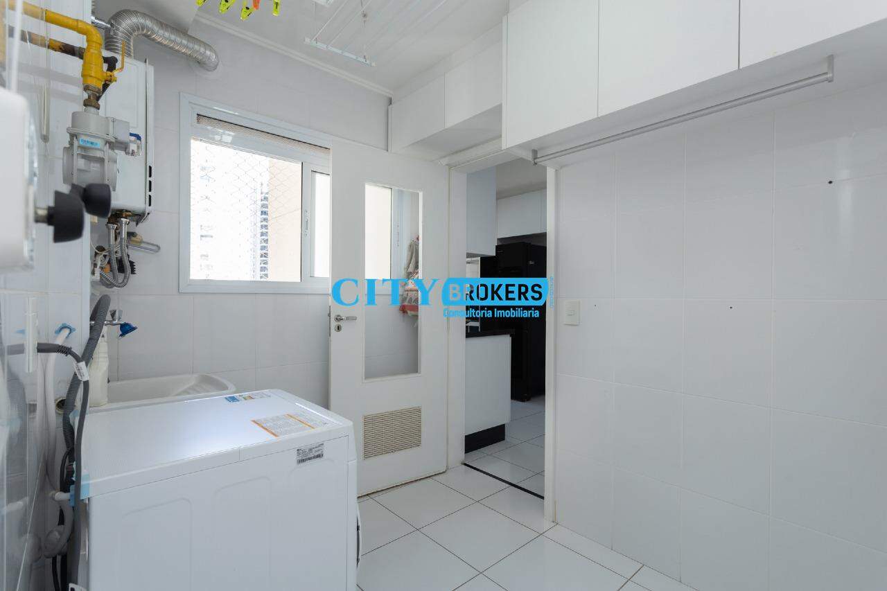 Apartamento à venda com 4 quartos, 154m² - Foto 9