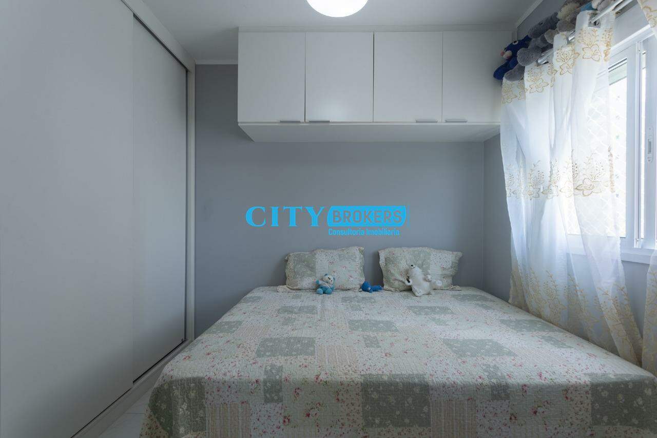 Apartamento à venda com 4 quartos, 154m² - Foto 17