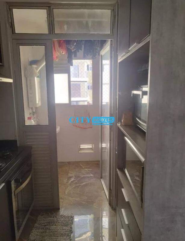 Apartamento à venda com 3 quartos, 77m² - Foto 10