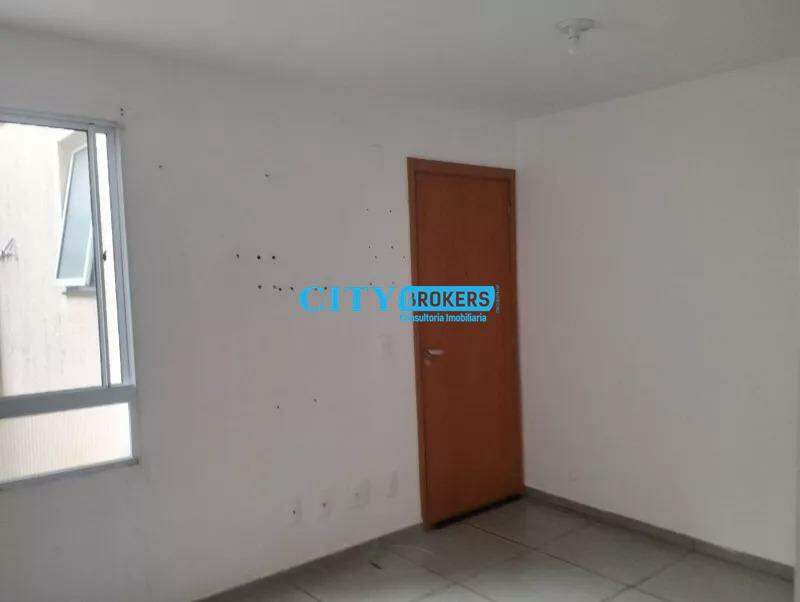 Apartamento à venda com 2 quartos, 37m² - Foto 2