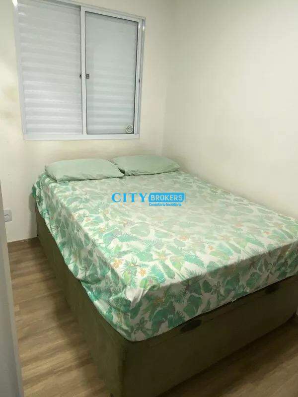 Apartamento à venda com 3 quartos, 40m² - Foto 6