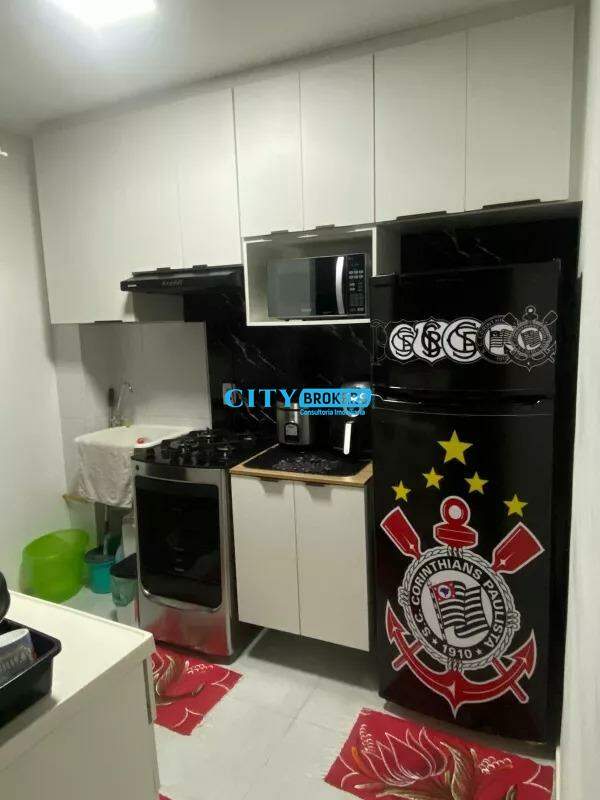 Apartamento à venda com 3 quartos, 40m² - Foto 9